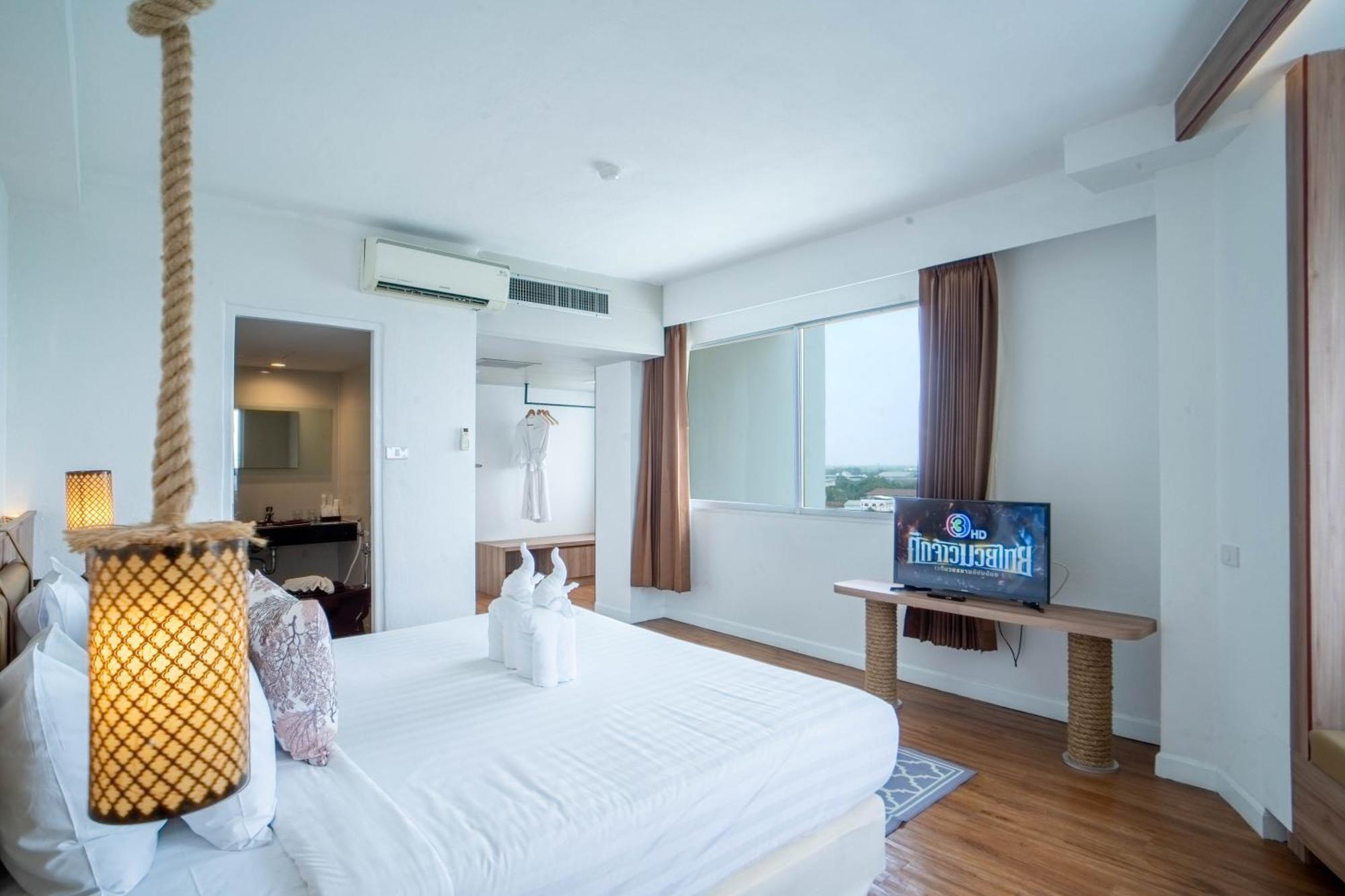 סורין Thong Tarin Hotel מראה חיצוני תמונה
