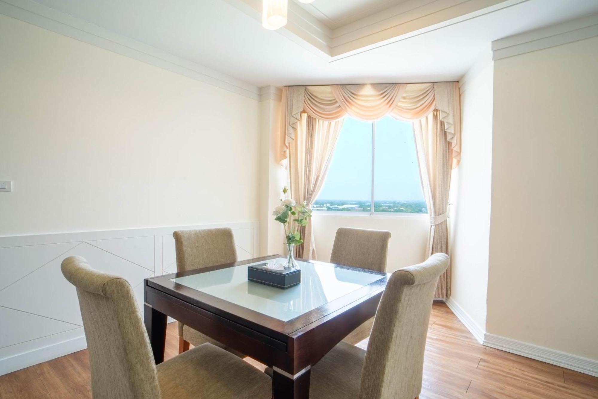 סורין Thong Tarin Hotel מראה חיצוני תמונה