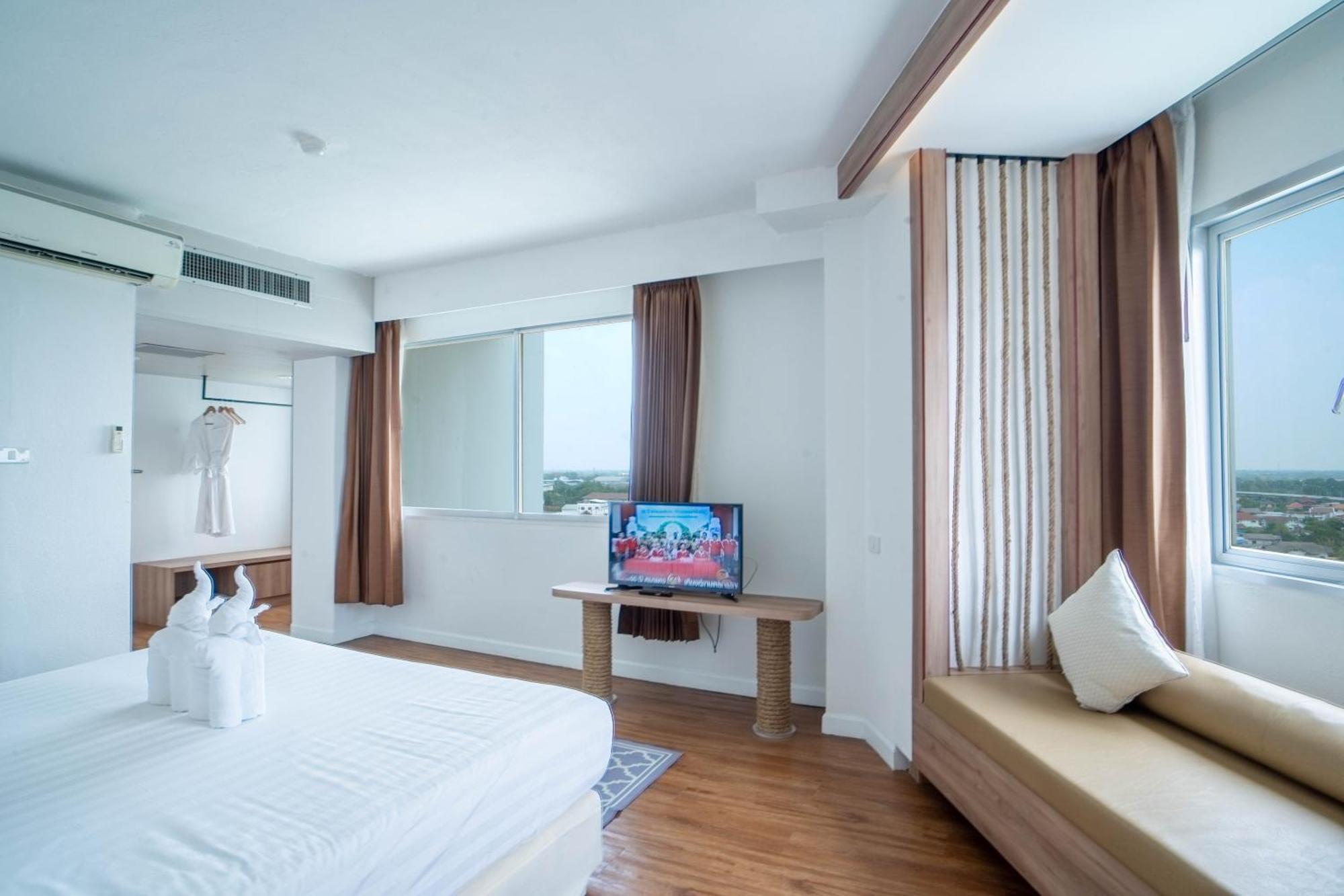 סורין Thong Tarin Hotel מראה חיצוני תמונה