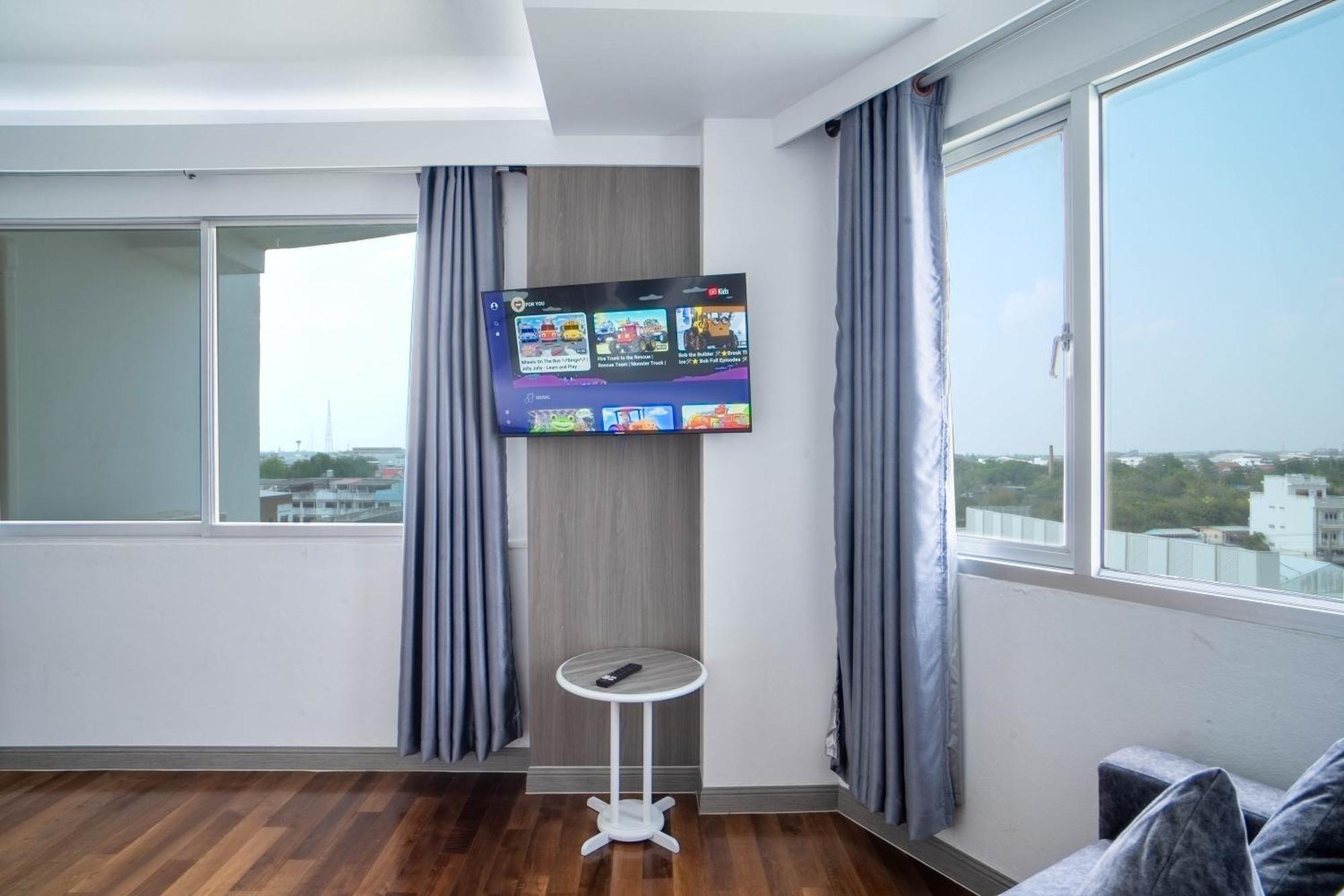 סורין Thong Tarin Hotel מראה חיצוני תמונה