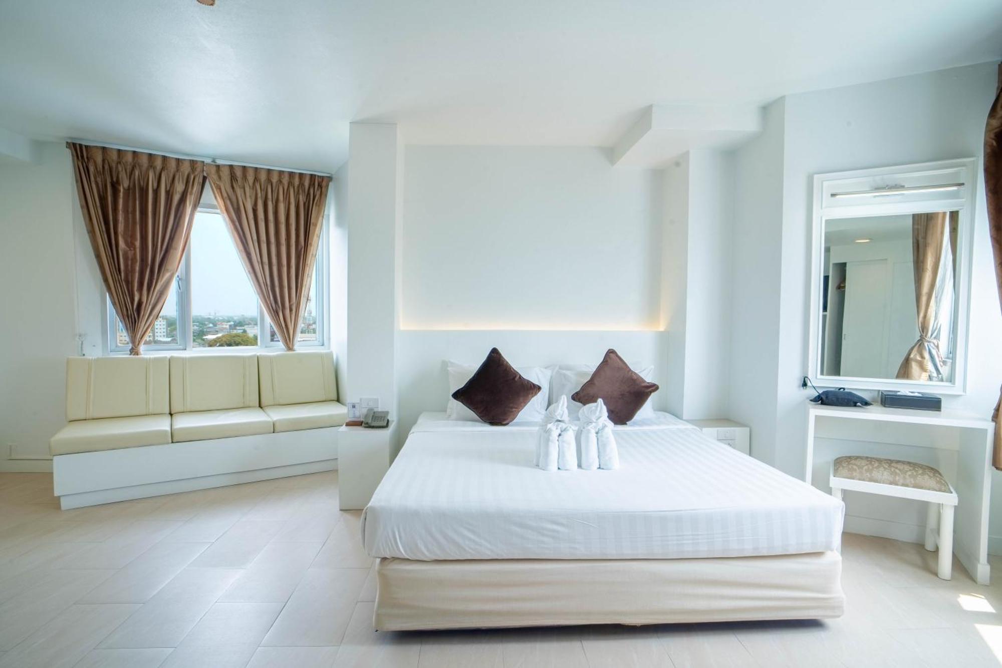 סורין Thong Tarin Hotel מראה חיצוני תמונה