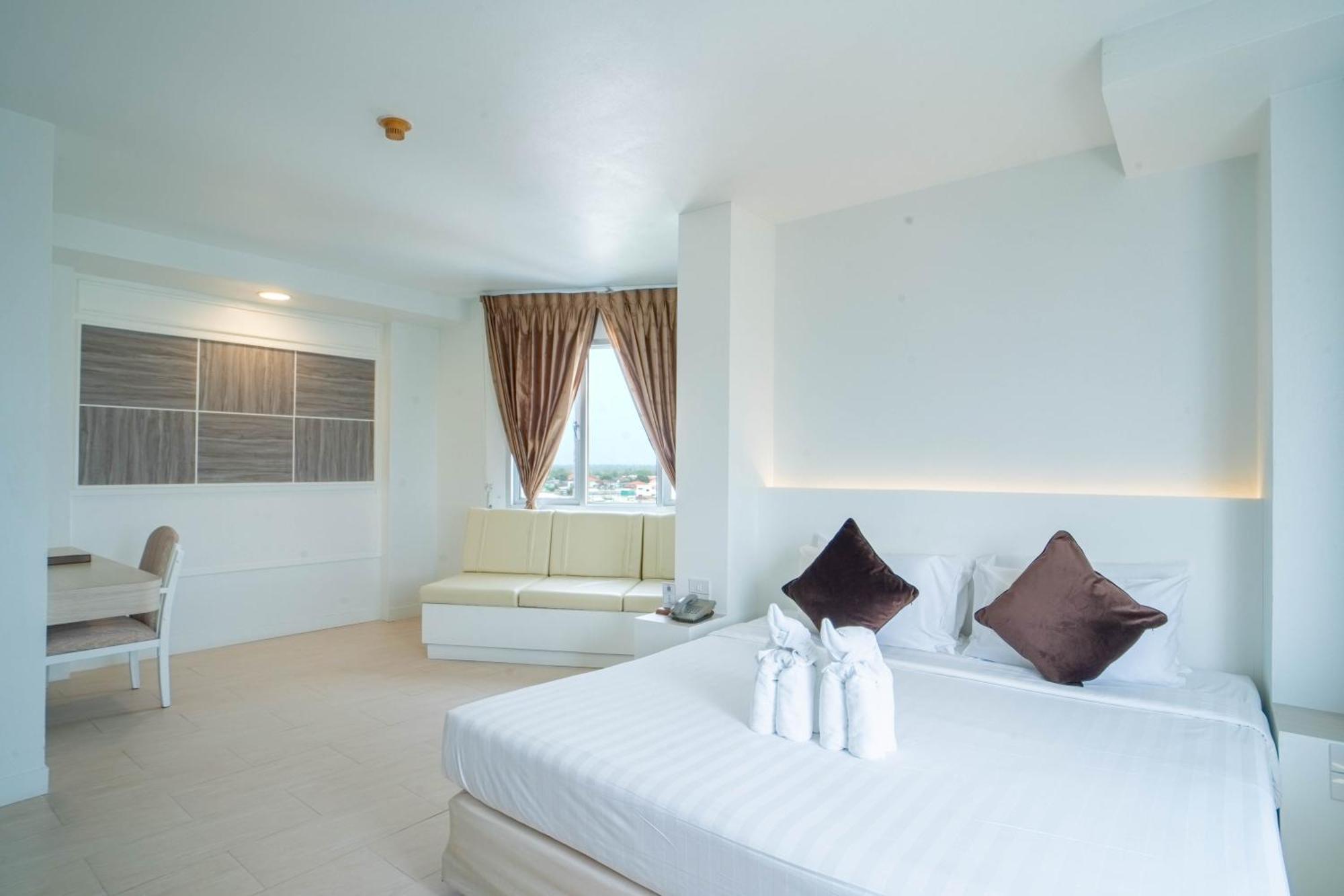סורין Thong Tarin Hotel מראה חיצוני תמונה